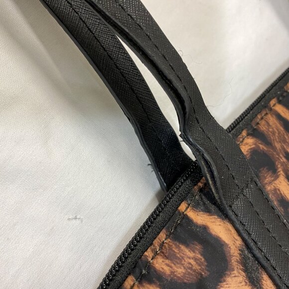 Michael Kors Leopard Nylon Kelsey Tote Bag Purse - Picture 10 of 13